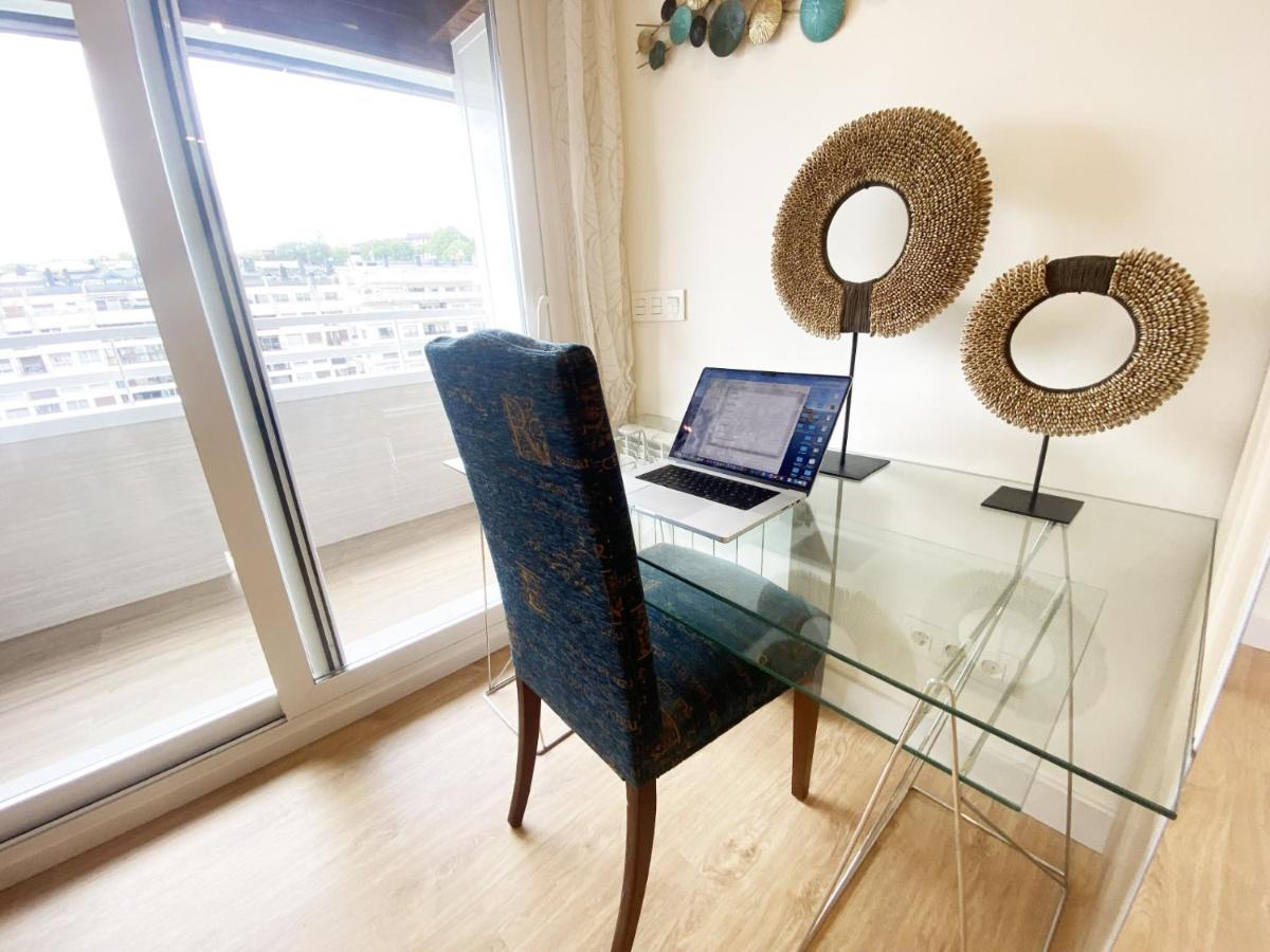 Apartamento Miramar Luxurious Flat, 3 Double Rooms, Free Parking, Terrace, Completely New