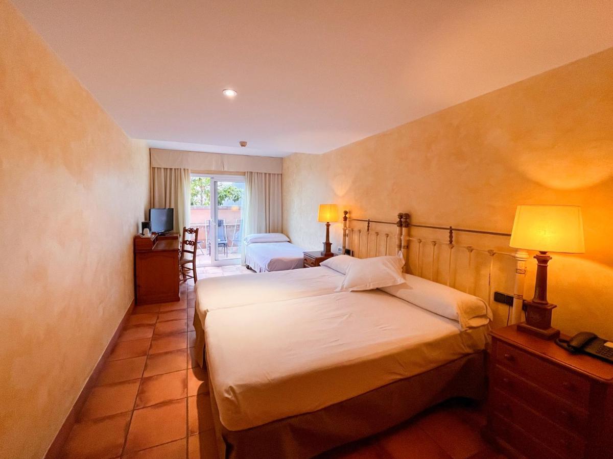 De Tossa 4*