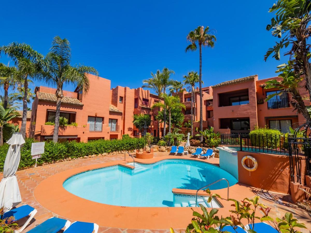 Apartment Cubo's & Parking Jardines De Don Carlos