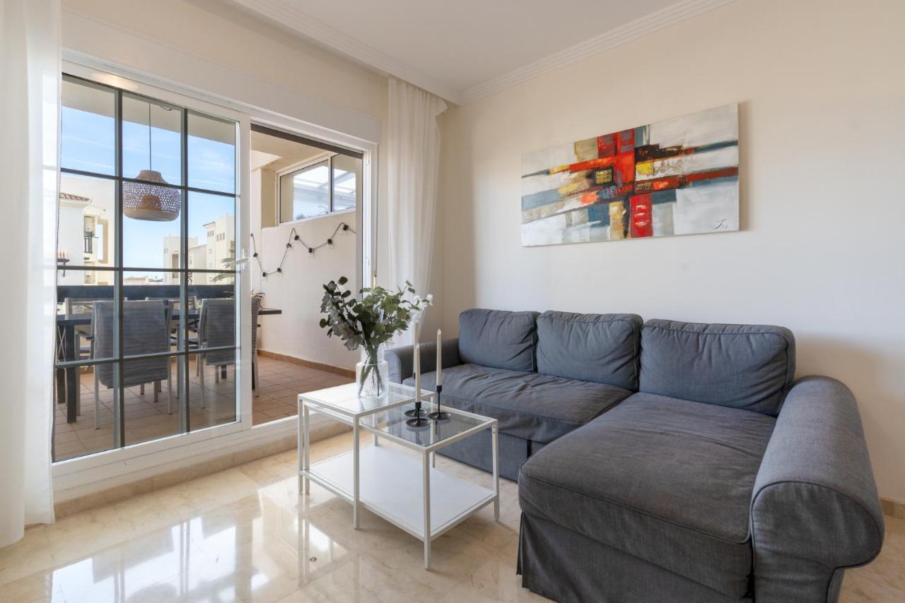 Apartment 18 Balcony Pool View Close To Duquesa Golf And Manilva Andalusia *