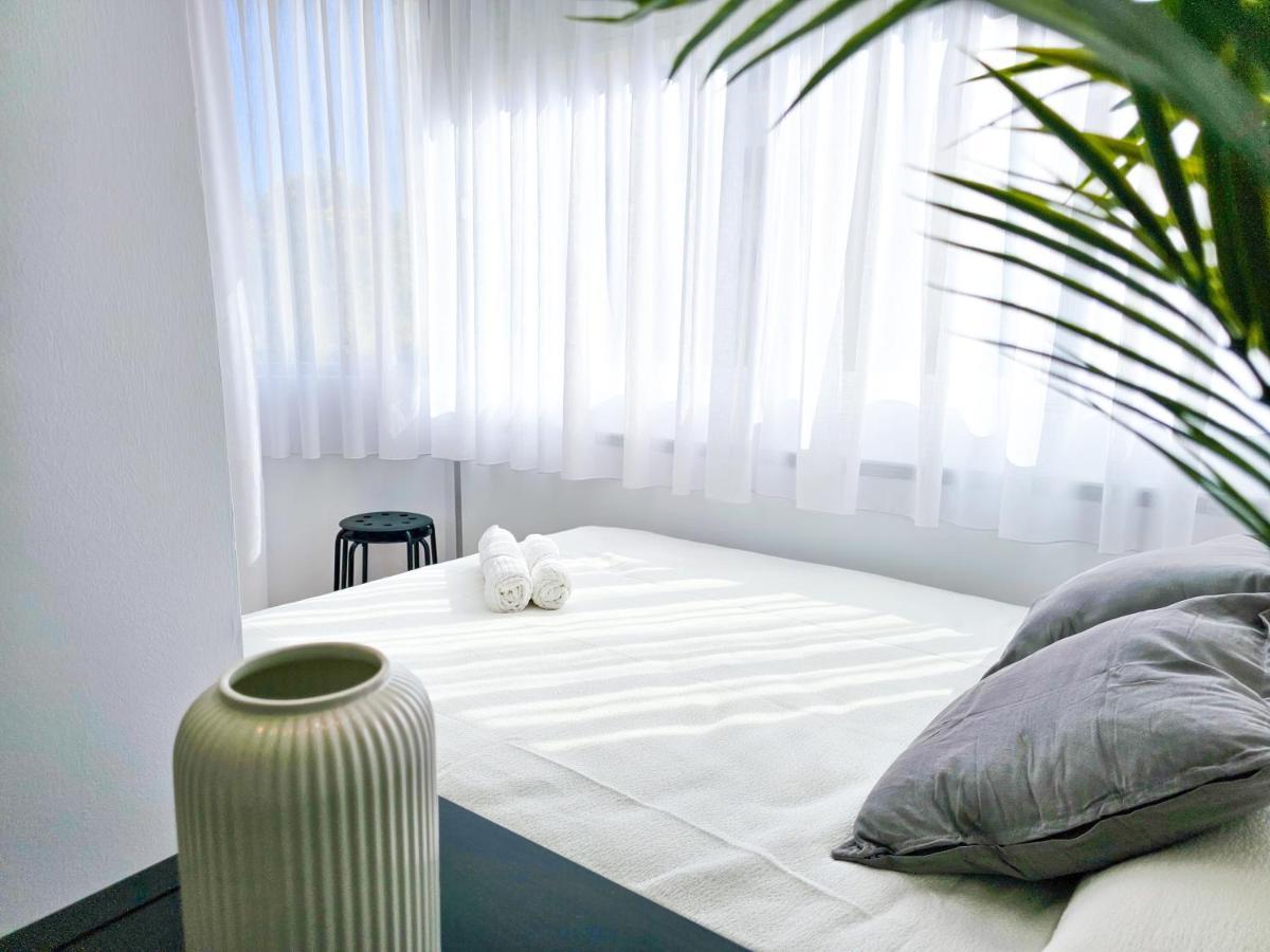 Estudio Vip Mediterraneo - La Torre * Torre Del Mar