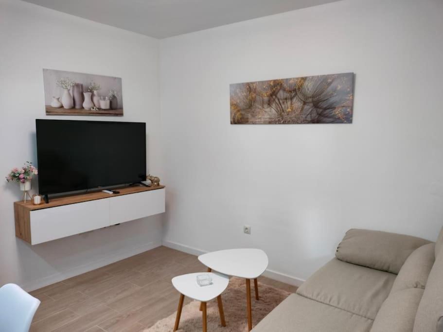 Margari Apartment *