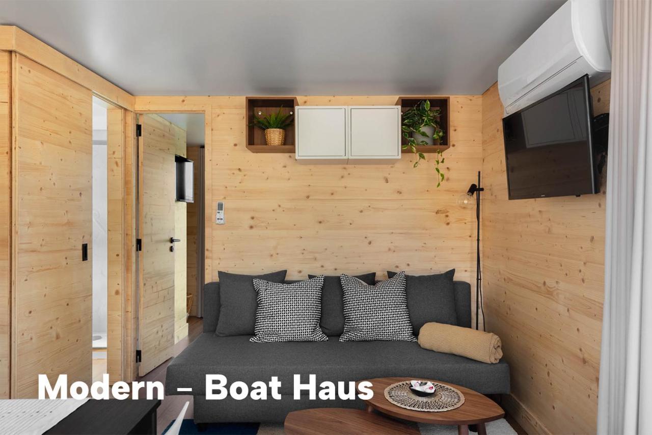 Hotel en barco Boat Haus - Mediterranean Experience 3*