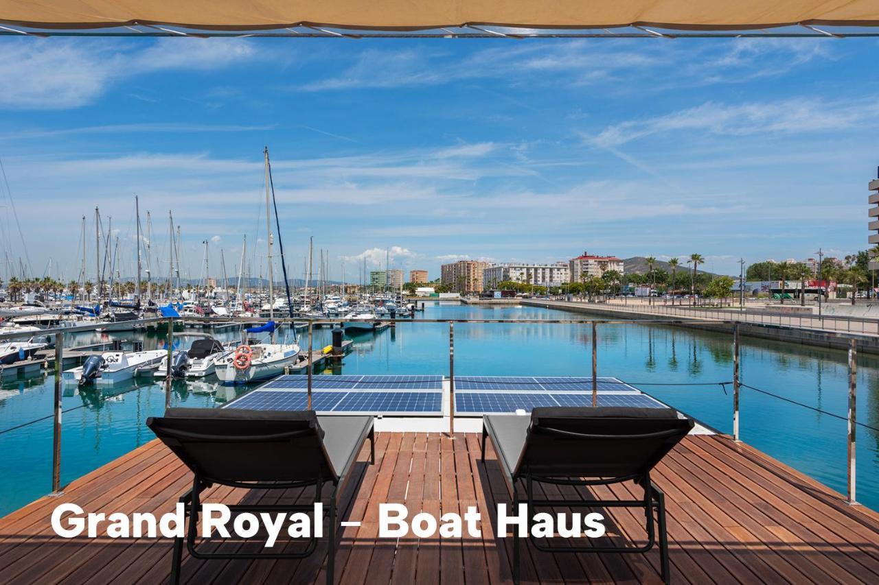Boat Haus - Mediterranean Experience Hotel en barco