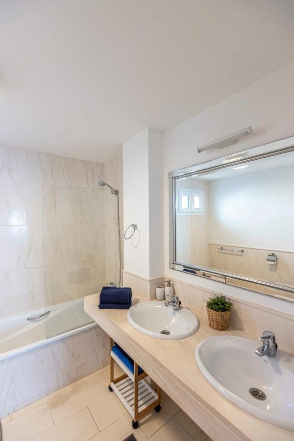 Frontline Penthouse In Mi Capricho Apartment Sitio de Calahonda