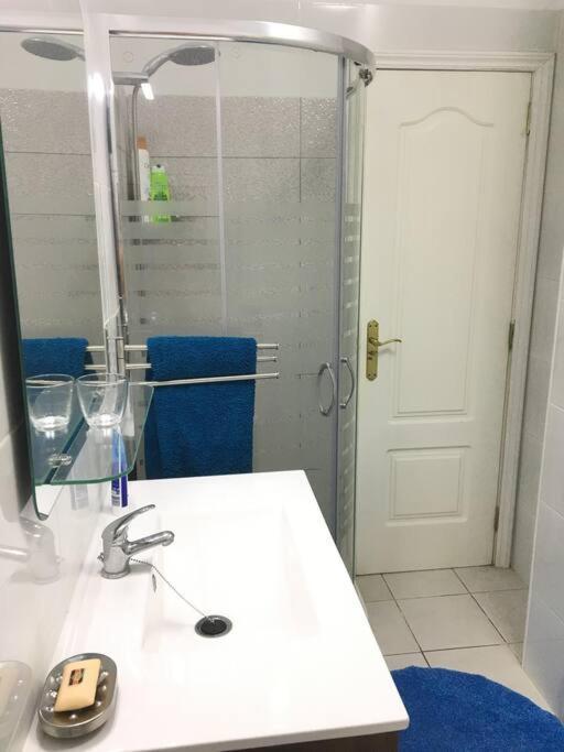 2 Bd With Stunning View