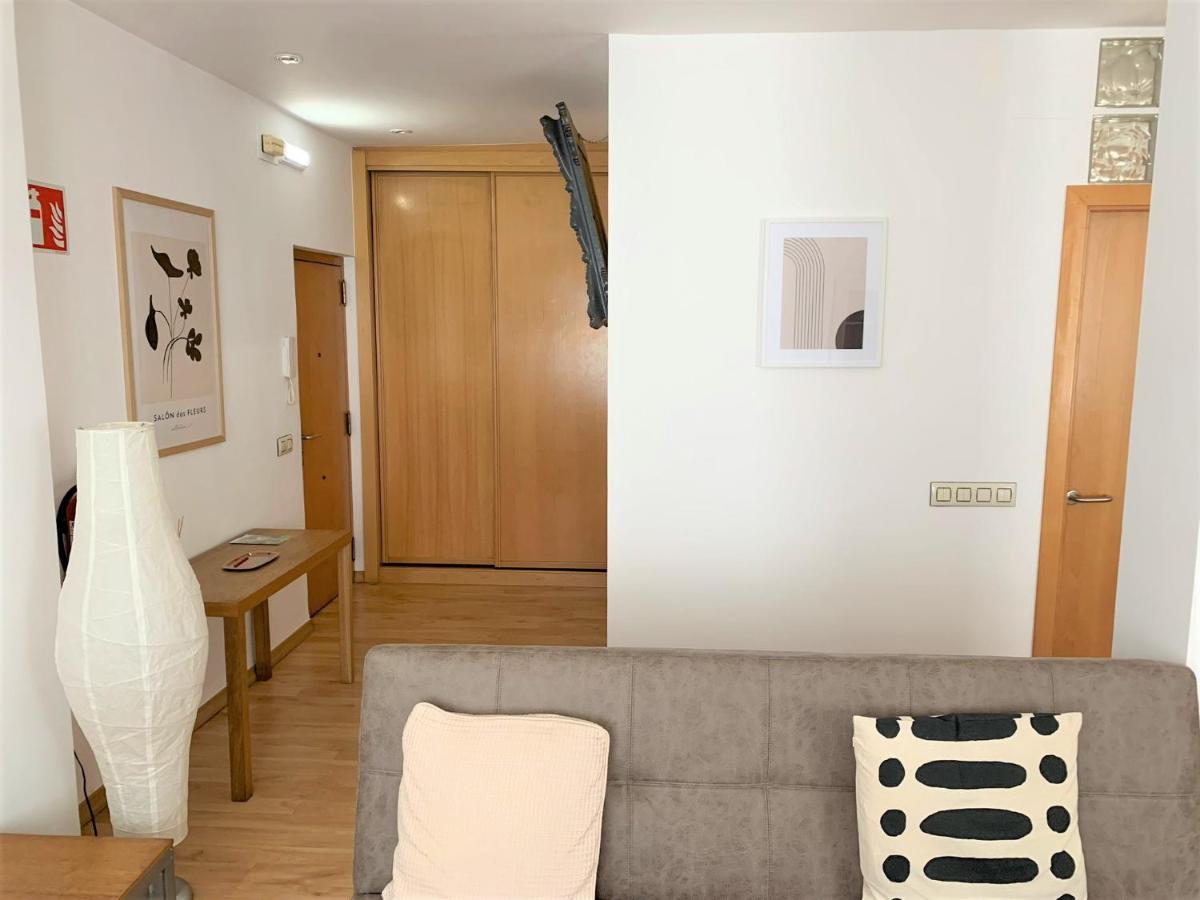 Apto. El Llano. Parking Incluido Apartment