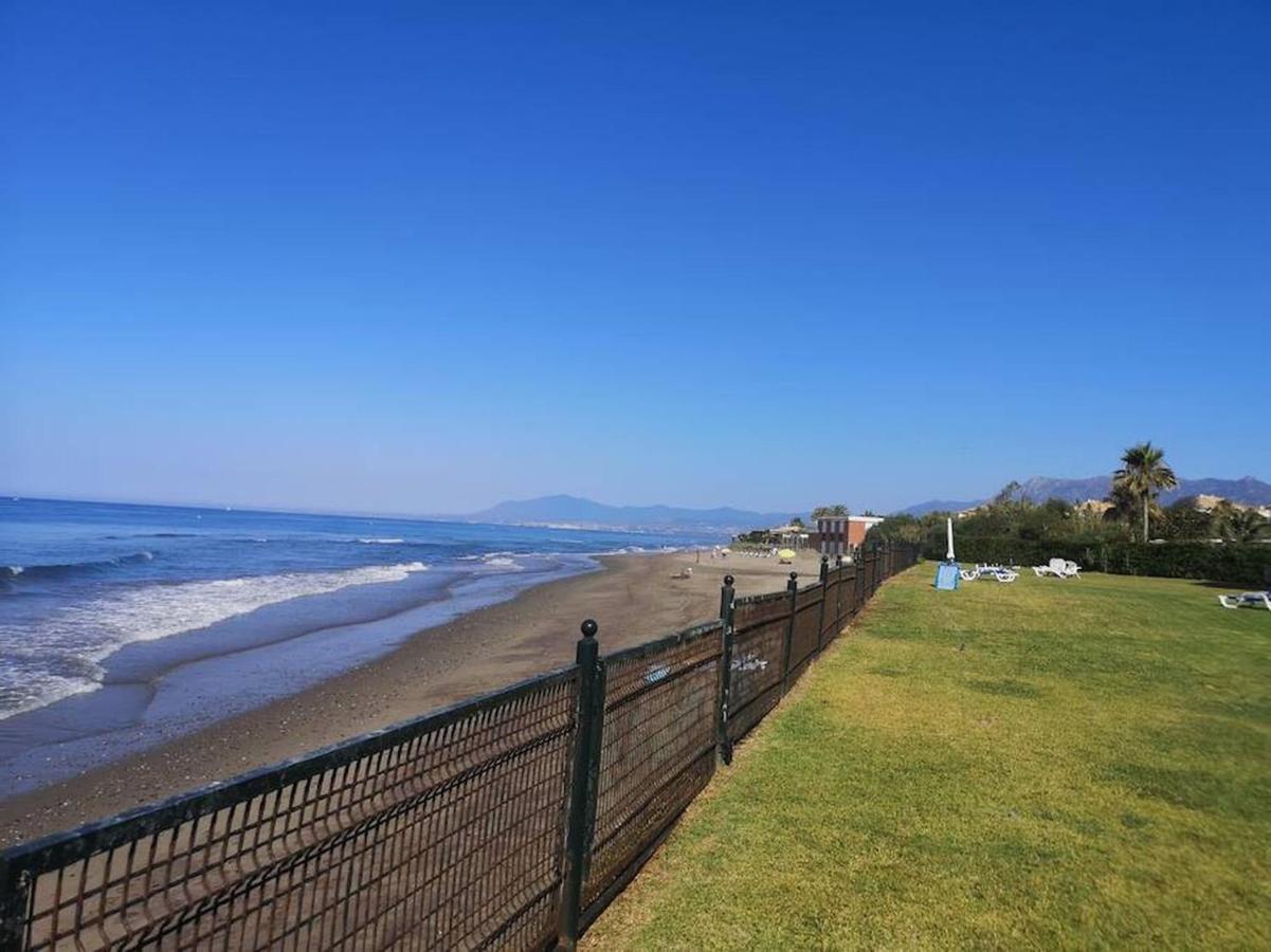Bajo Con Terraza En Primera Línea De Playa Apartamento