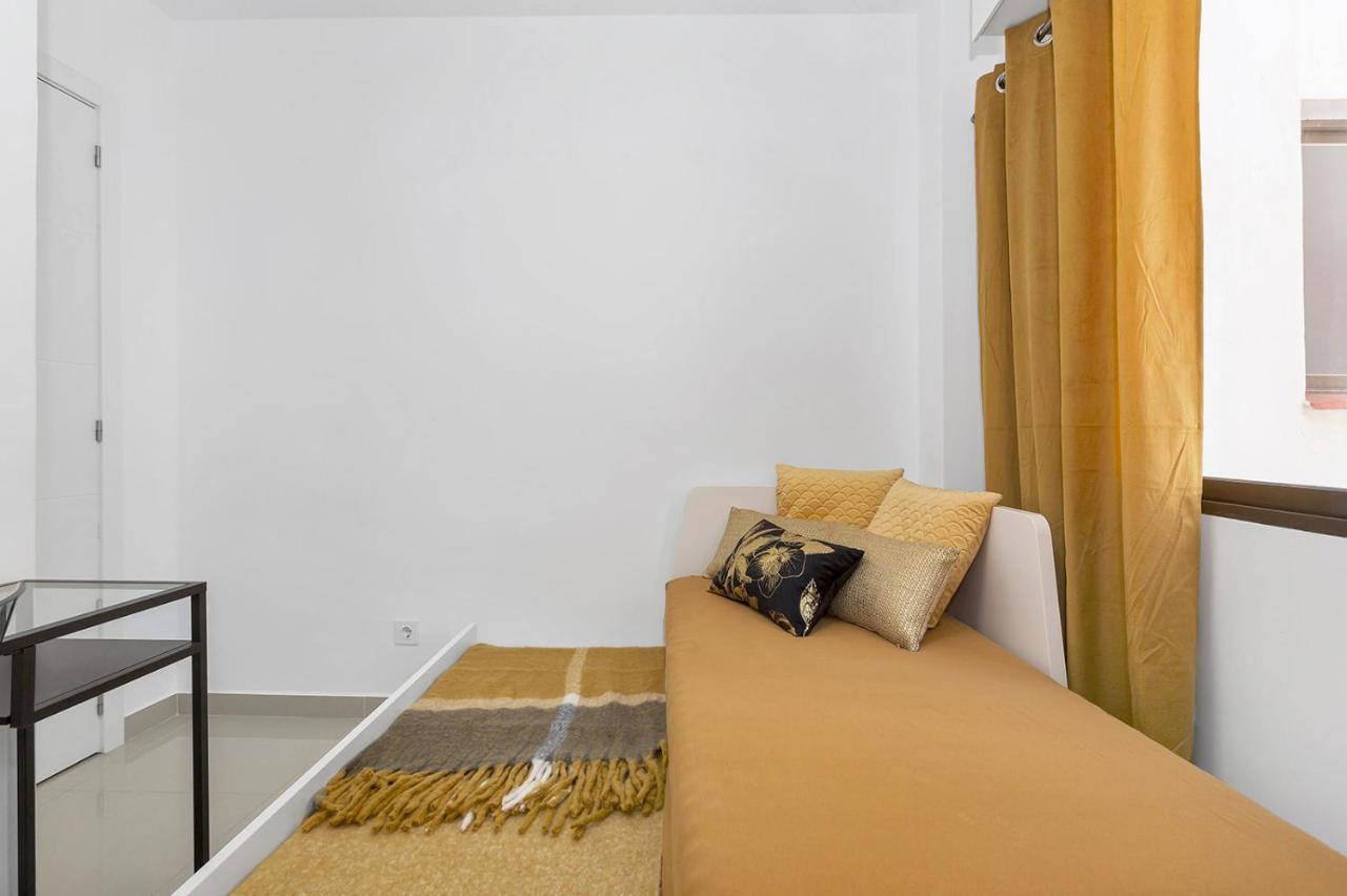 Reel Apartments- Walk To The And Centre *