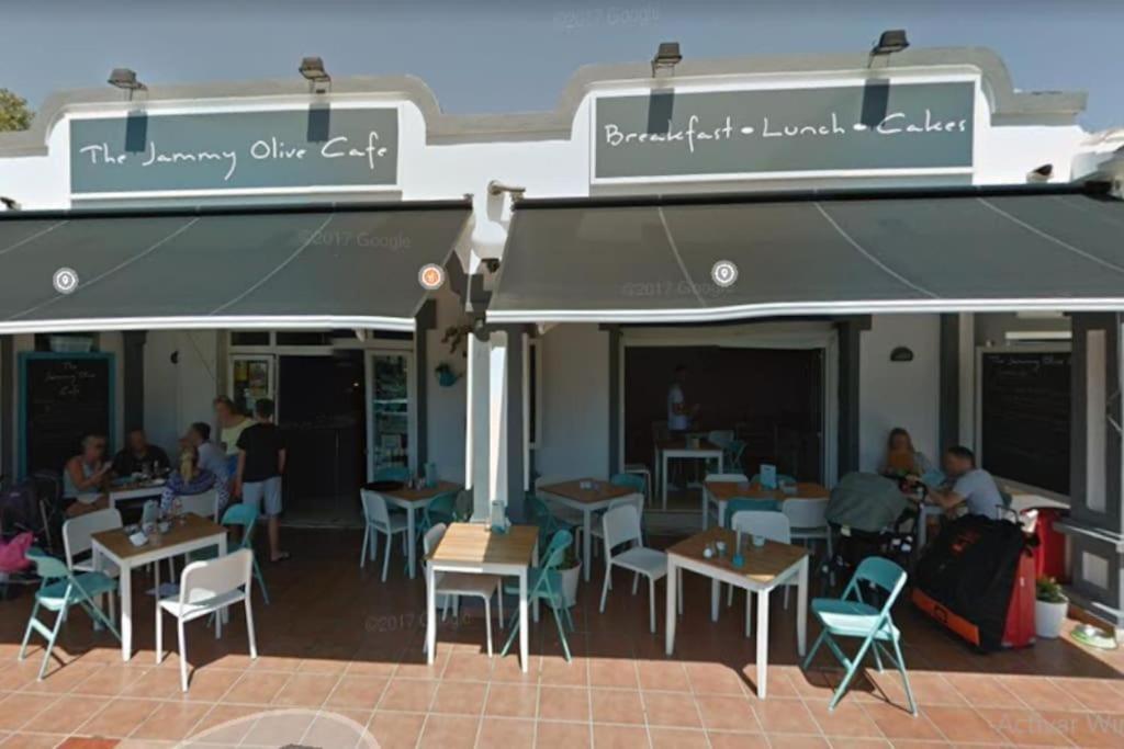 Malaga, Andalucia, Marbella - Mijas Costa, Primera Linea De Playa