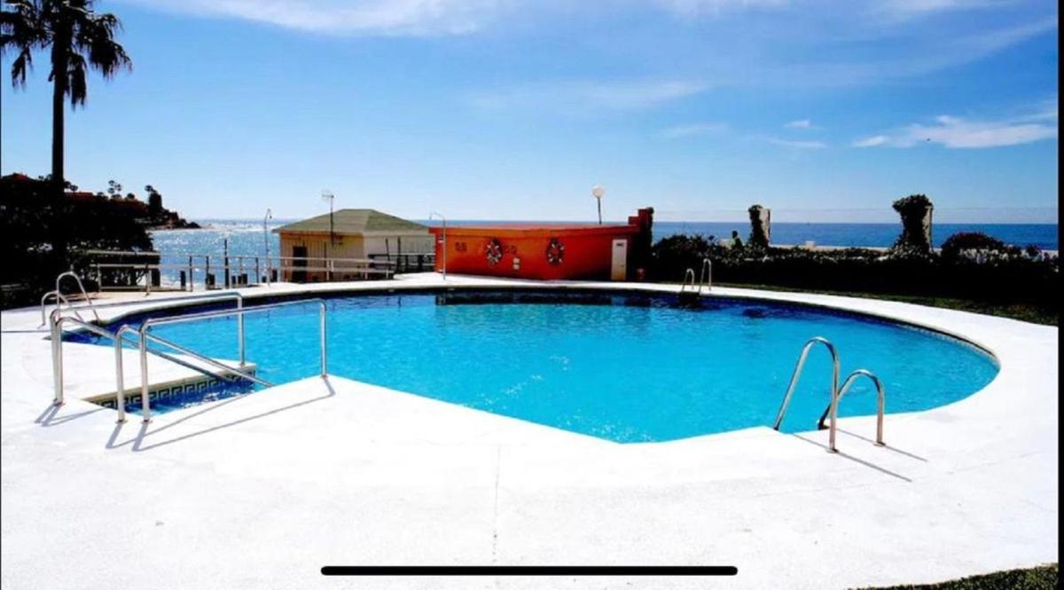 Malaga, Andalucia, Marbella - Mijas Costa, Primera Linea De Playa Sitio de Calahonda