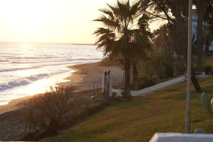 Apartamento Malaga, Andalucia, Marbella - Mijas Costa, Primera Linea De Playa *