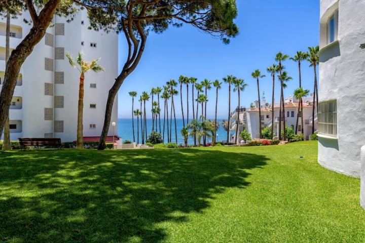 Apartamento Malaga, Andalucia, Marbella - Mijas Costa, Primera Linea De Playa