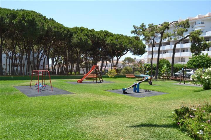 Malaga, Andalucia, Marbella - Mijas Costa, Primera Linea De Playa Apartamento Sitio de Calahonda