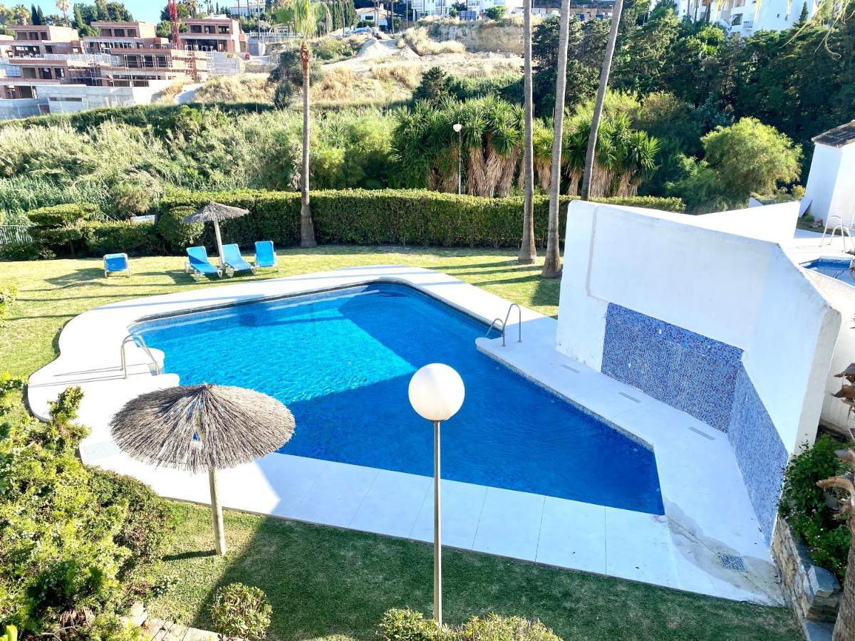 Modern Townhouse 7 Mins Walk From The And 15 Mins From Port * Manilva