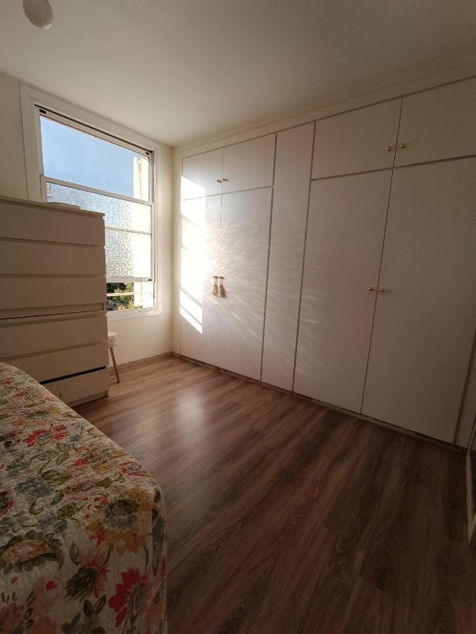 Сasa de vacaciones Adosado Con Piscina 4 Habitaciones, 8 Huespedes *