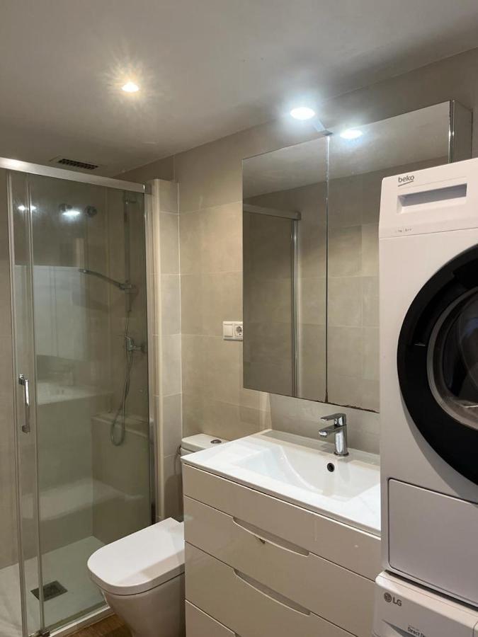 Сasa de vacaciones Adosado Con Piscina 4 Habitaciones, 8 Huespedes