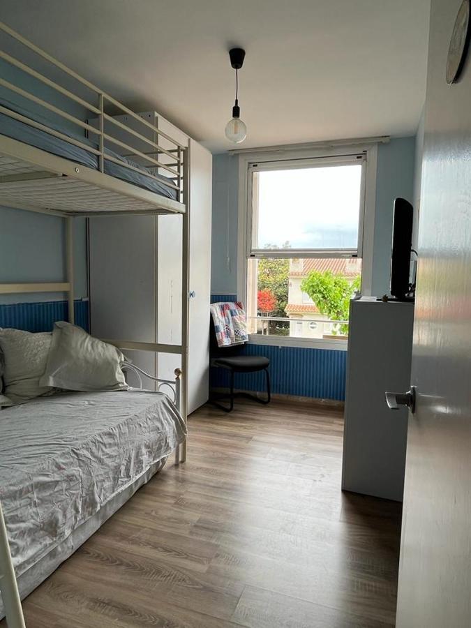 Adosado Con Piscina 4 Habitaciones, 8 Huespedes Сasa de vacaciones *
