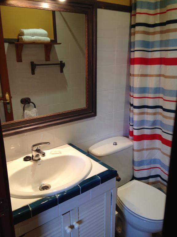 La Wave Surf House & School Inn