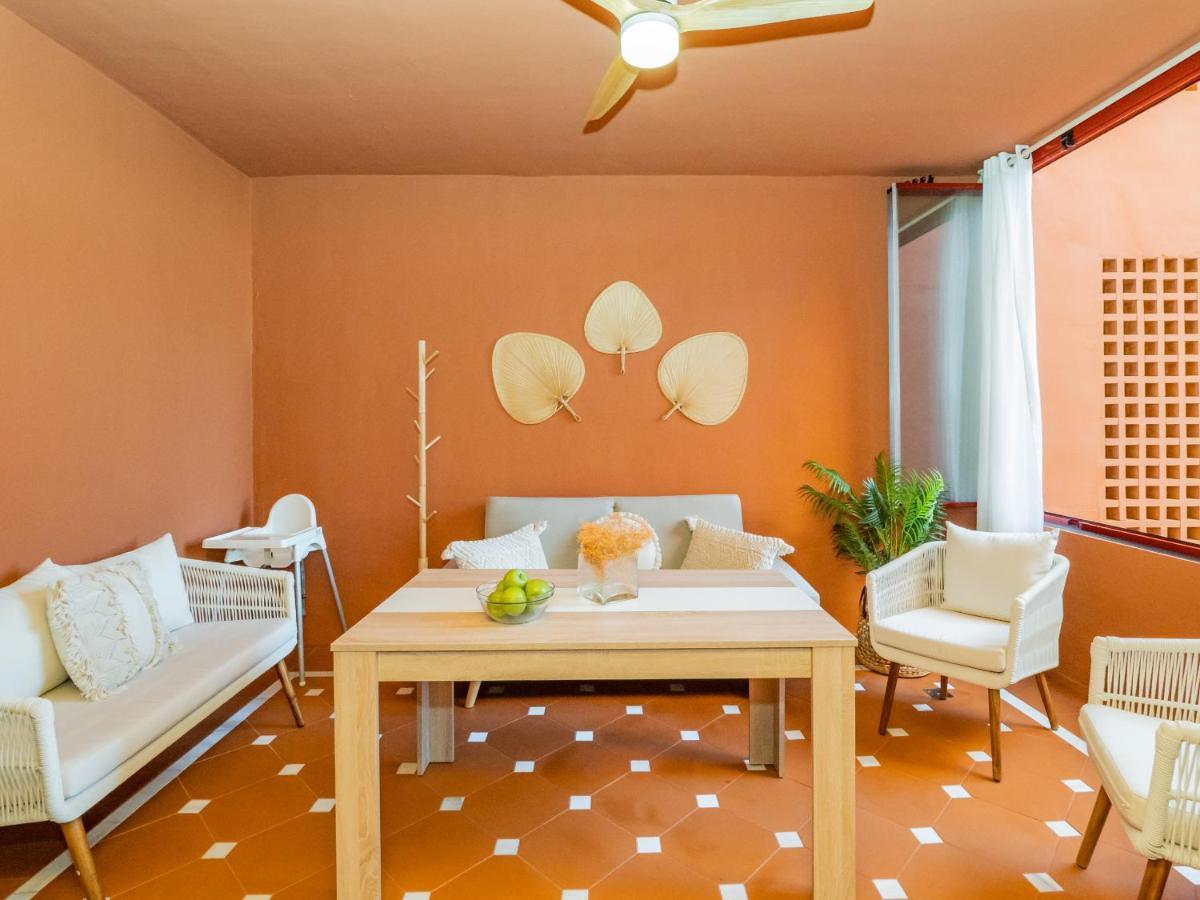 Cubo's & Parking Jardines De Don Carlos Apartment Marbella