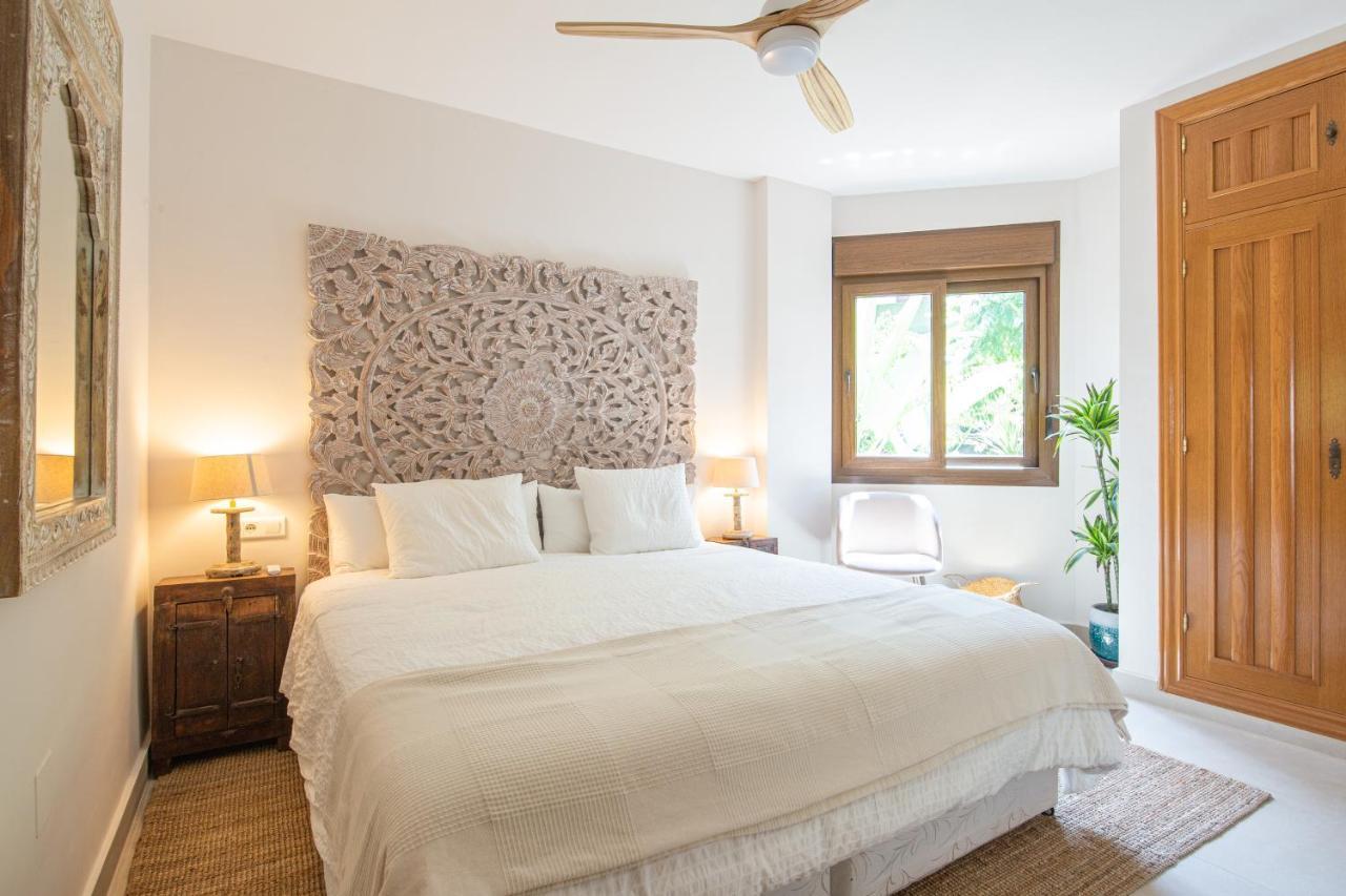 Close To The Beach. Villa
