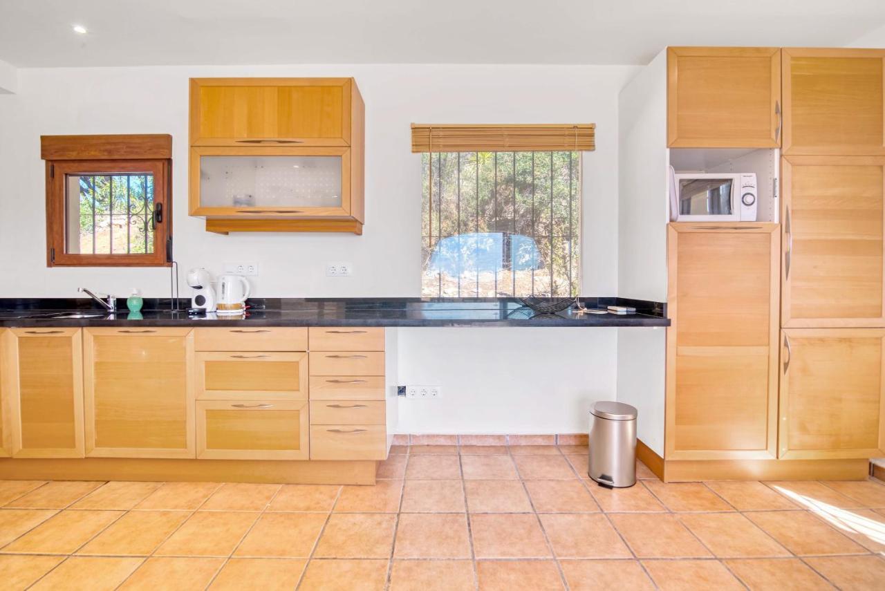 Dulce Сasa de vacaciones Casas Abiar