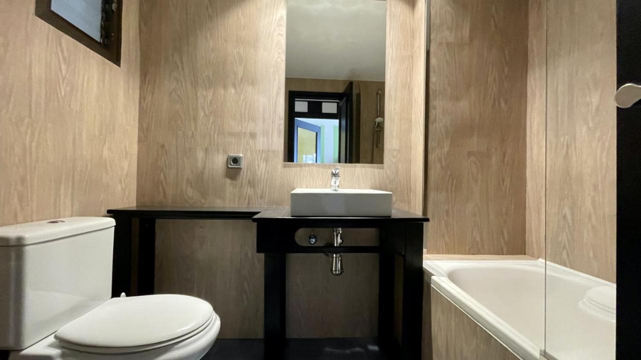 Apartamento Salles 02 *