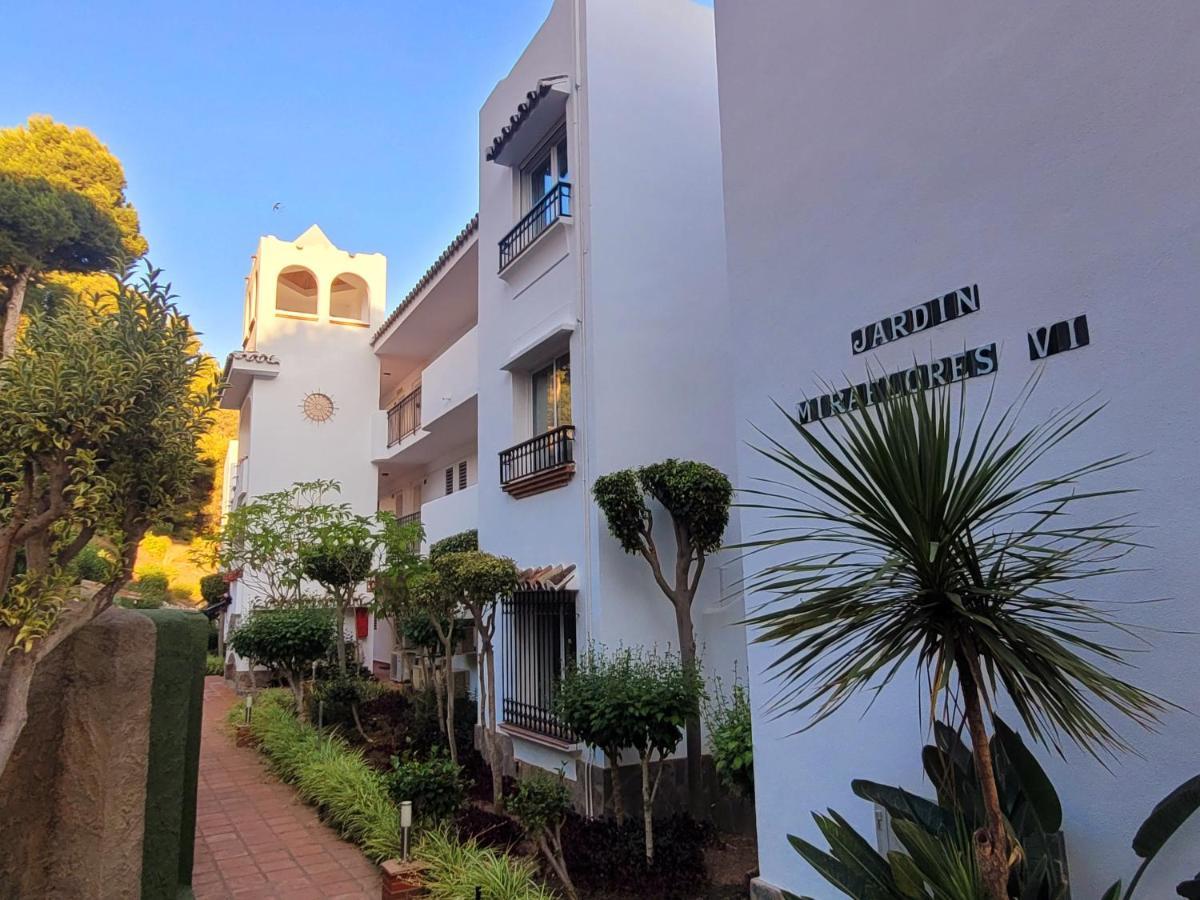 Secret View Riviera Miraflores *
