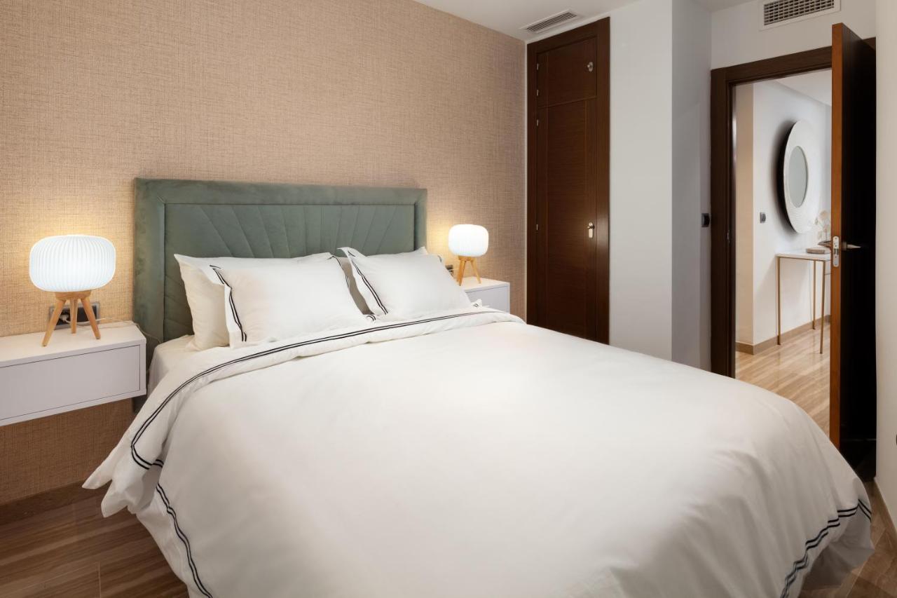 Inmalaga Uncibay Square 2 Apartment