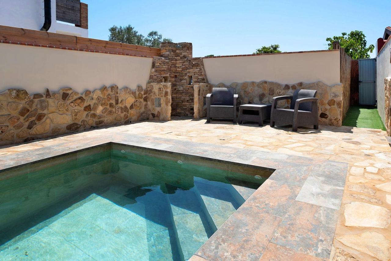 Casa Juana Madera