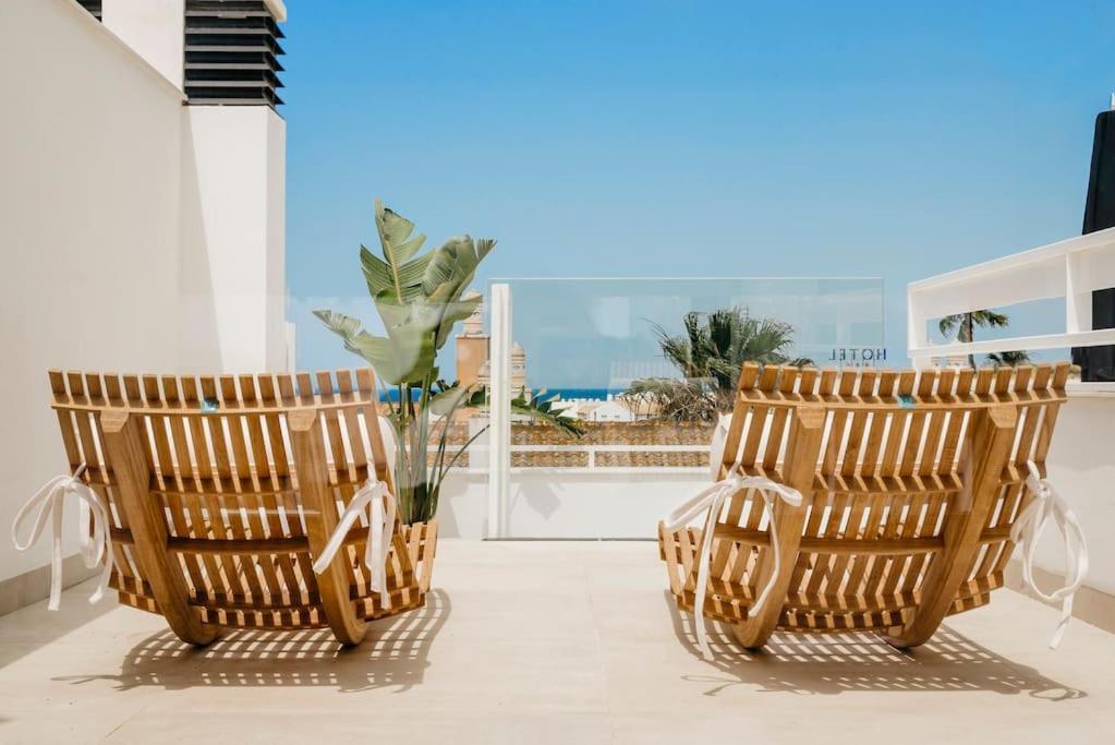 Armonia En El Paraiso - 8 Pax Zahara de los Atunes