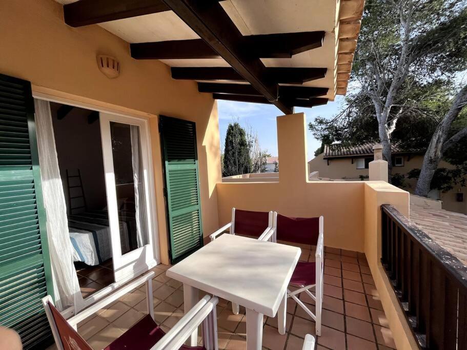Сasa de vacaciones Magnifico Duplex Con Piscina En Son Xoriguer A 80m De La Playa. *