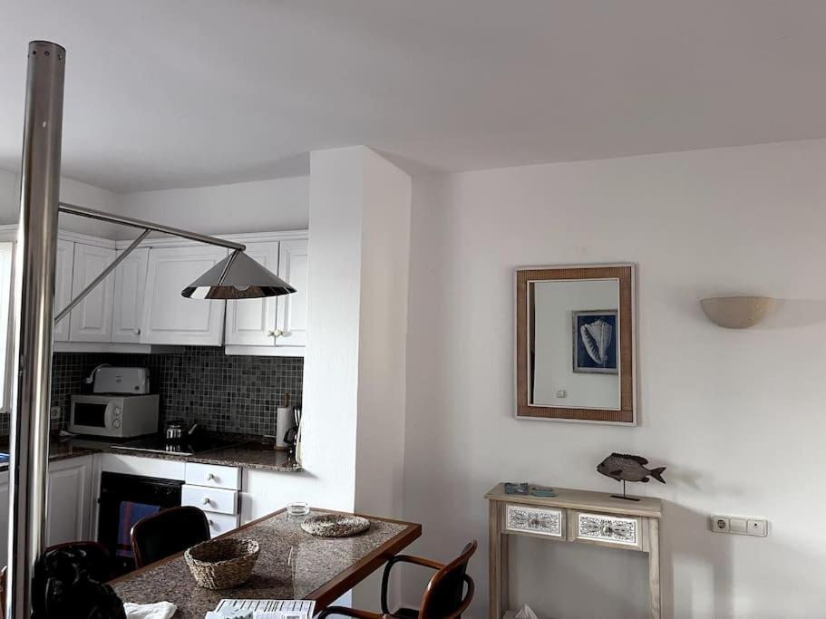 Сasa de vacaciones Magnifico Duplex Con Piscina En Son Xoriguer A 80m De La Playa.