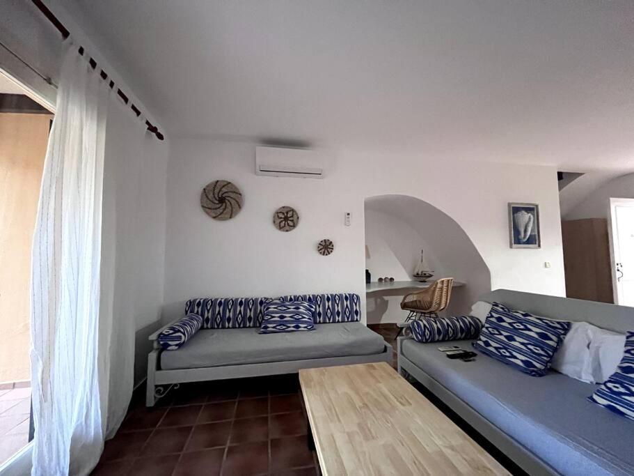 Сasa de vacaciones Magnifico Duplex Con Piscina En Son Xoriguer A 80m De La Playa. *