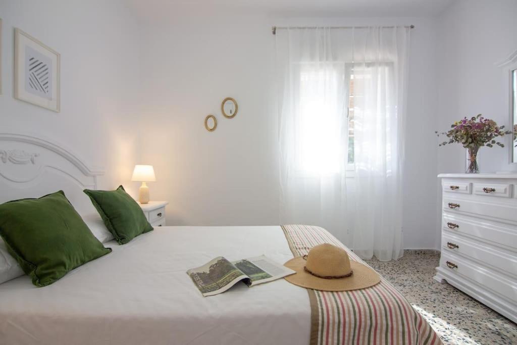Casa De Meca, A 100m De La Playa Holiday home