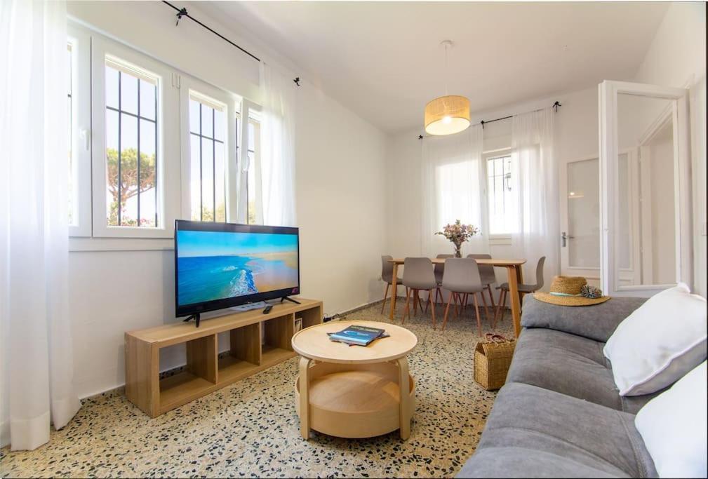 Casa De Meca, A 100m De La Playa * Los Canos De Meca