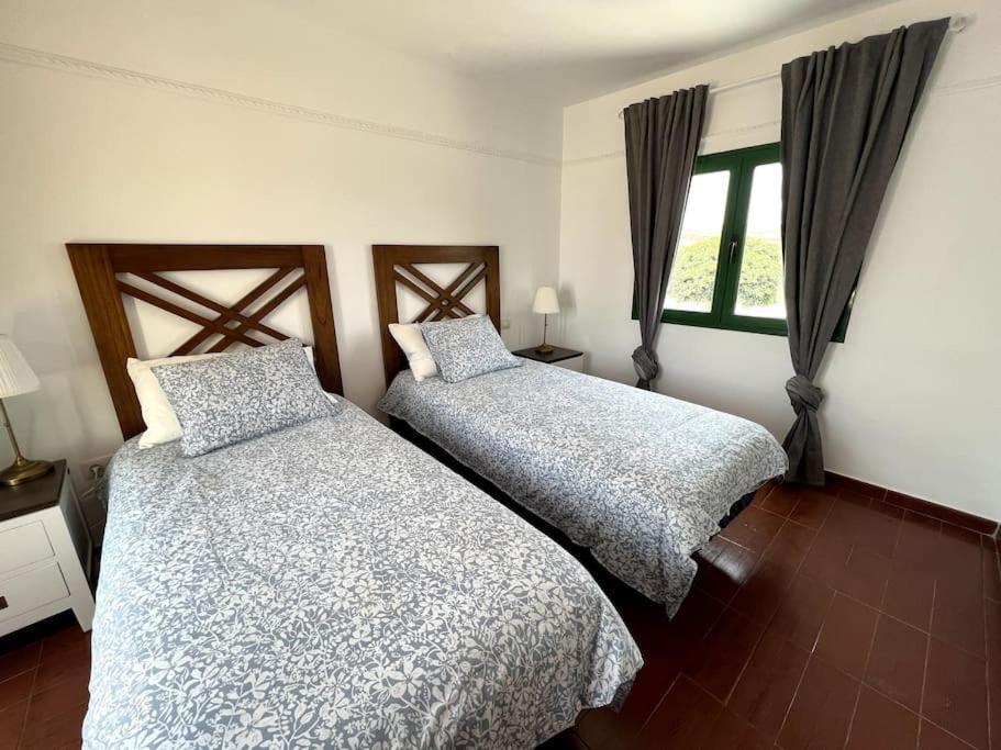 The Sallies - 3 Bedroom With Private Pool Сasa de vacaciones *