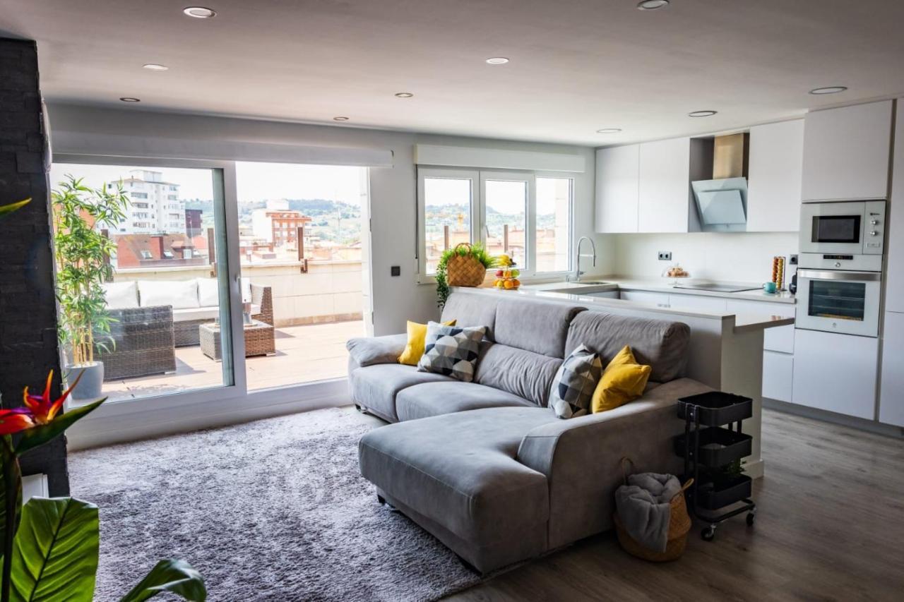 Lujoso Atico Entre 2 Playas Con Garaje, Terraza, Vistas Y Wifi Apartamento Gijón