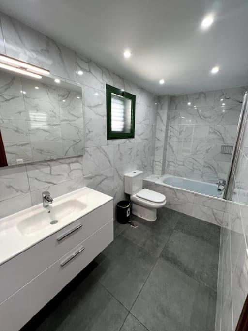 The Sallies - 3 Bedroom With Private Pool Tías