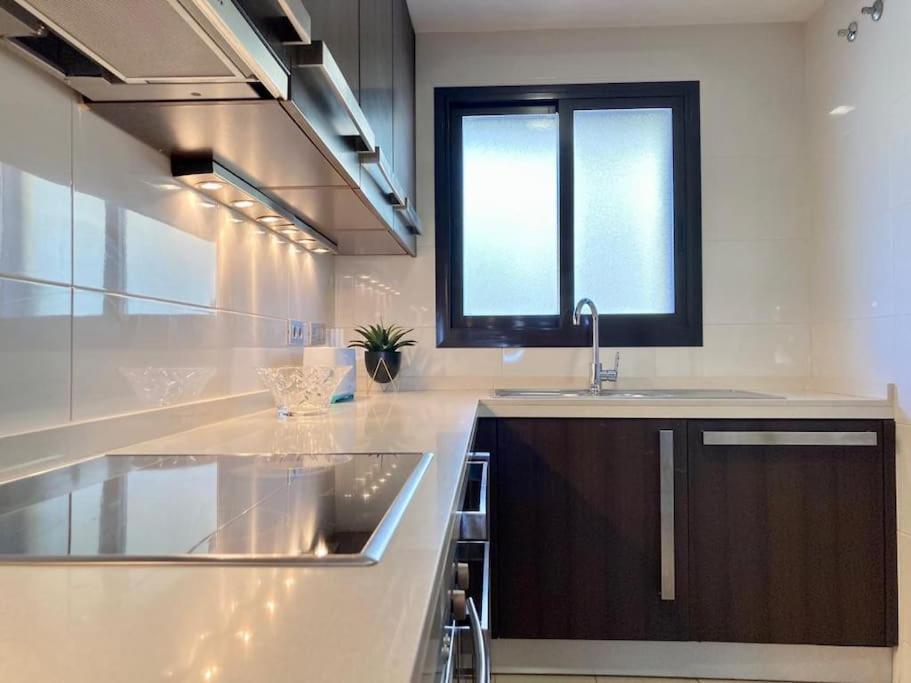 Apartment Sea Breeze Retreat - Golf Getaway *