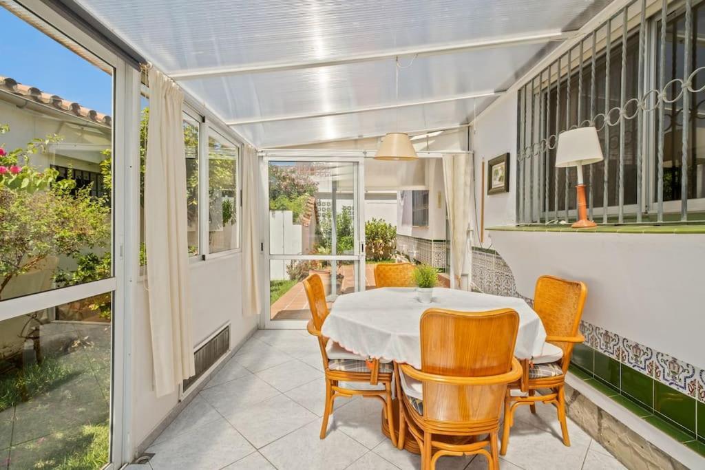 Casita Sevilla Holiday home *