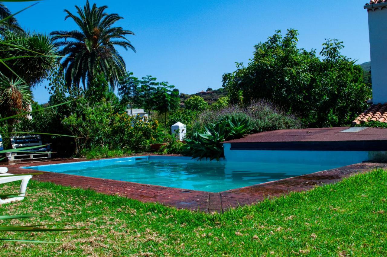 Country house La Bodega Casa Rural Con Piscina Y Jardines Brena Baja