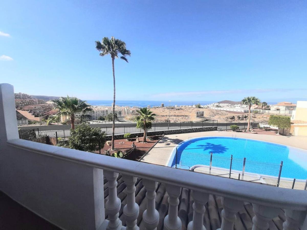 1 Bedroom Giuly Sea Views In Cristianos Apartment