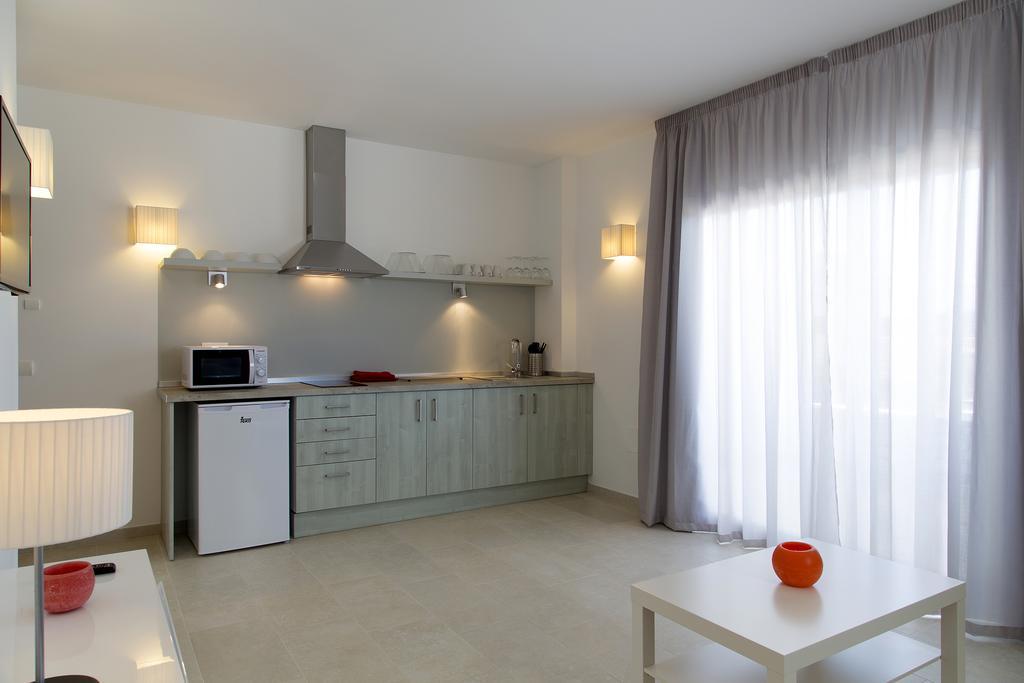 Apartment Apartamentos Proa - Emar Hotels Only Adults Es Pujols