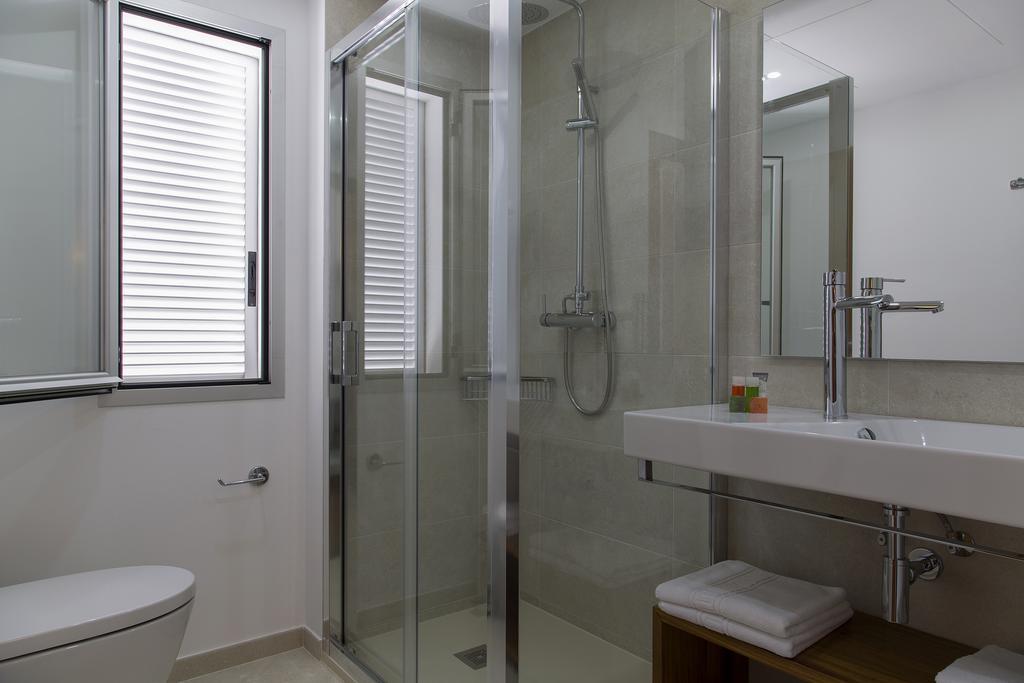Apartamentos Proa - Emar Hotels Only Adults Apartment Es Pujols