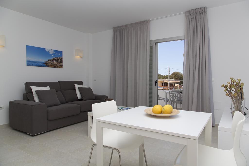 Apartamentos Proa - Emar Hotels Only Adults Es Pujols