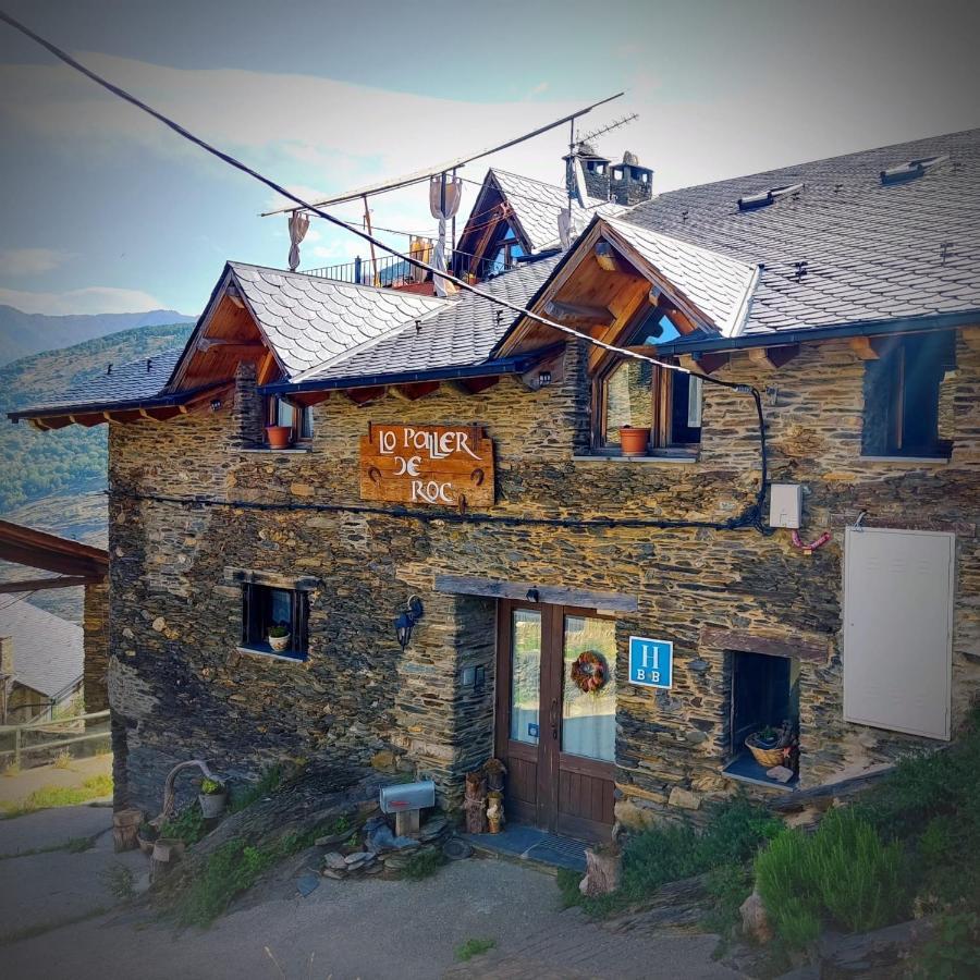 Lo Paller De Roc Montesclado