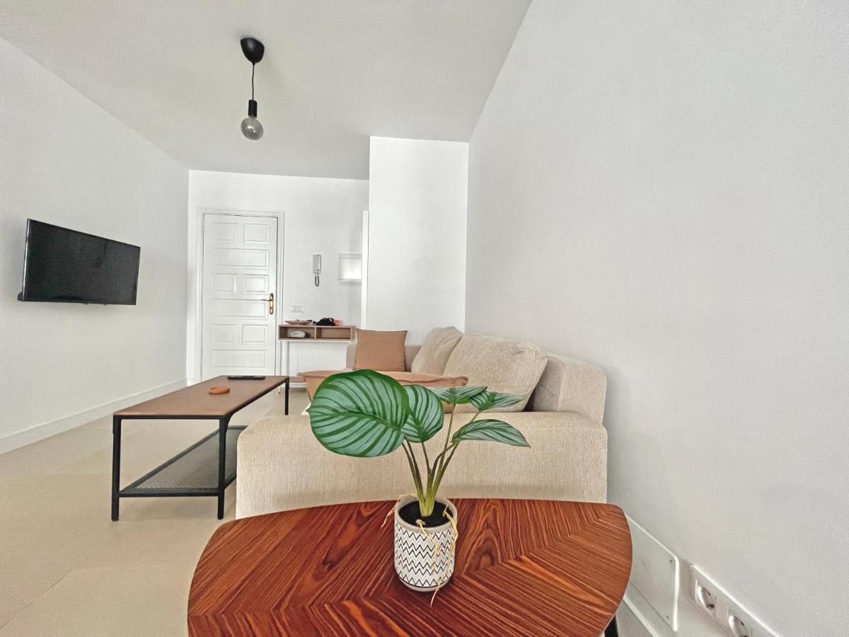 Casa Vista Surf - Beautiful W/ Terrace & Balcony Apartment
