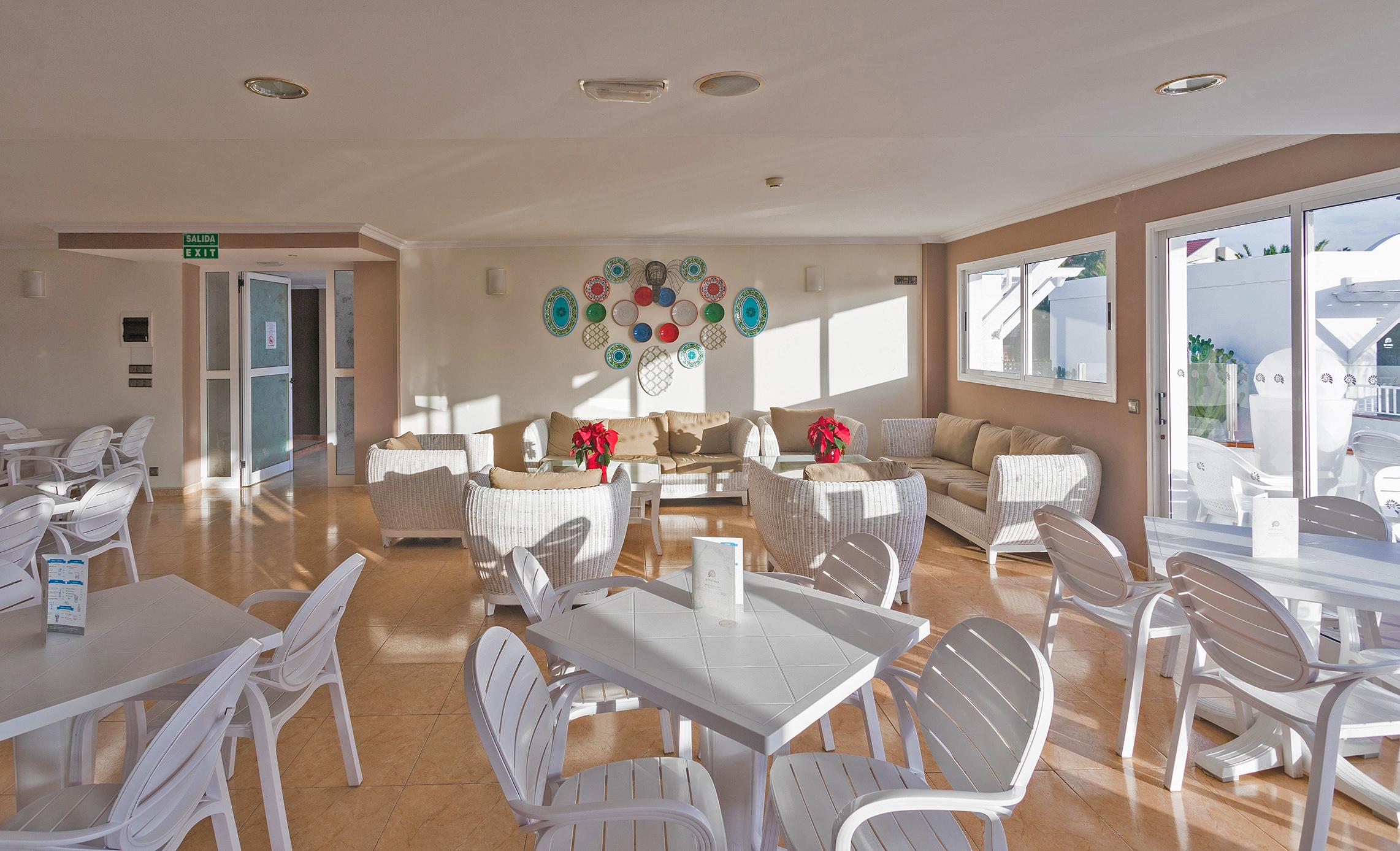 Arena Apartahotel