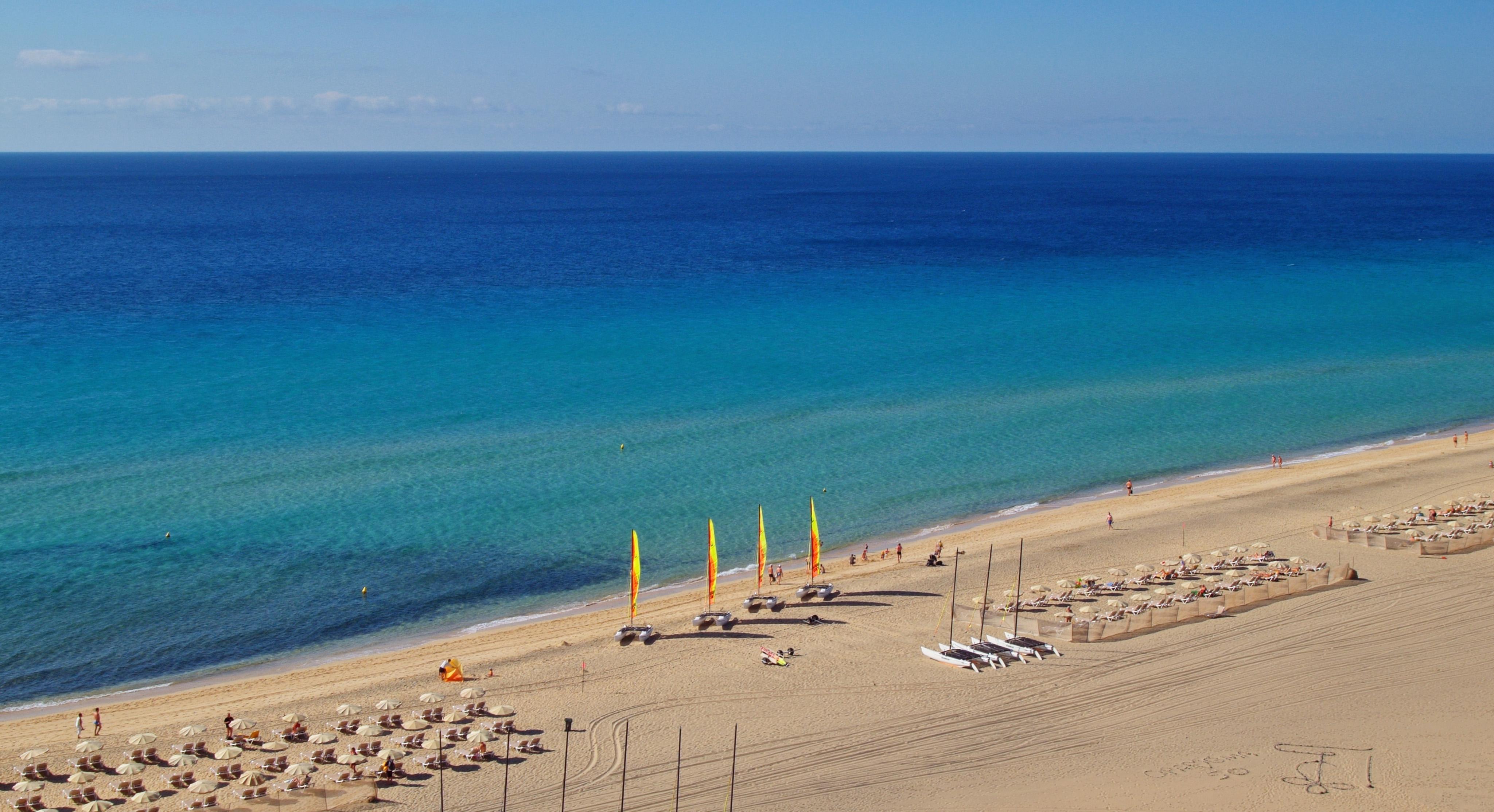 Iberostar Waves Gaviotas Park Hotel